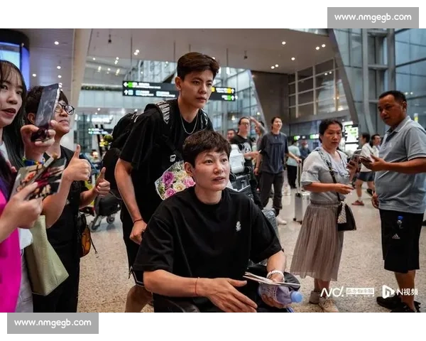 定海神针!杨力维用三分绝杀 + 更衣室暖心时刻 率中国女篮重塑冠军魂 定海神针!杨力维用三分绝杀 + 更衣室暖心时刻 率中国女篮重塑冠军魂