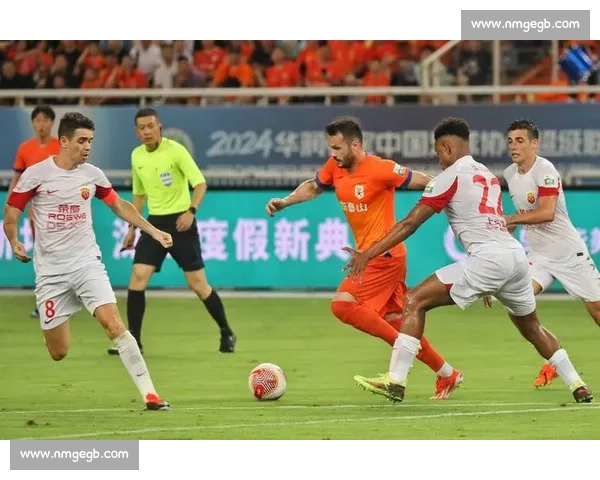 无锡队血染赛场！半场两将重伤退场仍强势领跑