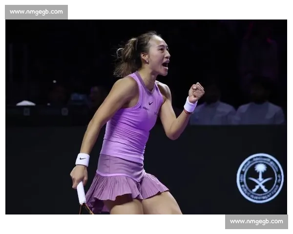 郑钦文柏林站晋级!对手情绪失控砸观众 + 罢赛,一轮游爆冷 郑钦文柏林站晋级!对手情绪失控砸观众 + 罢赛,一轮游爆冷