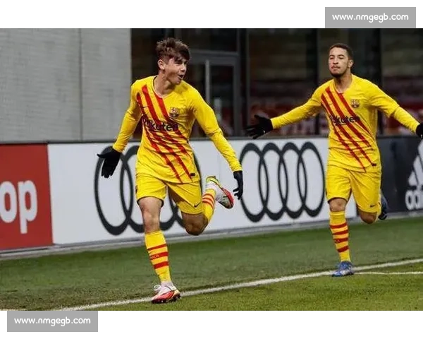 巴萨青训瑰宝加里多加盟埃瓦尔 西乙新核开启四年长约征程