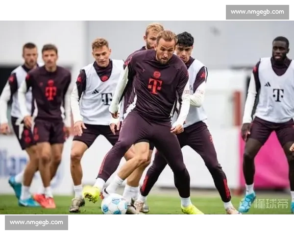 德天空预测拜仁首发：穆勒领衔，新星阿兹努或迎世俱杯首秀